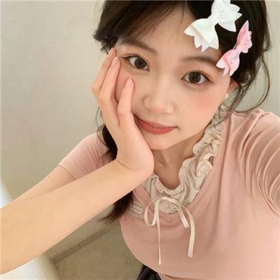 蒙娜丽莎与血月亮